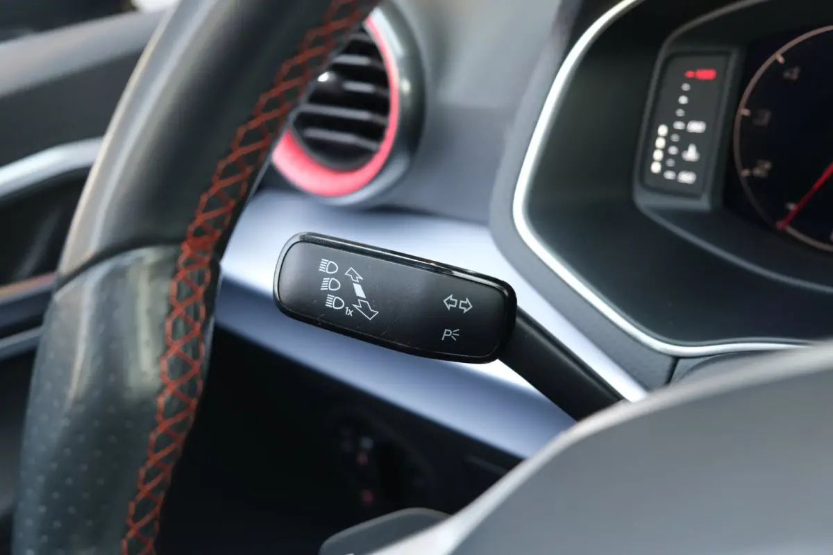 1.0 EcoTSI FR DSG Facelift Pano Led Navi Cam Cruise Stoelverwarming