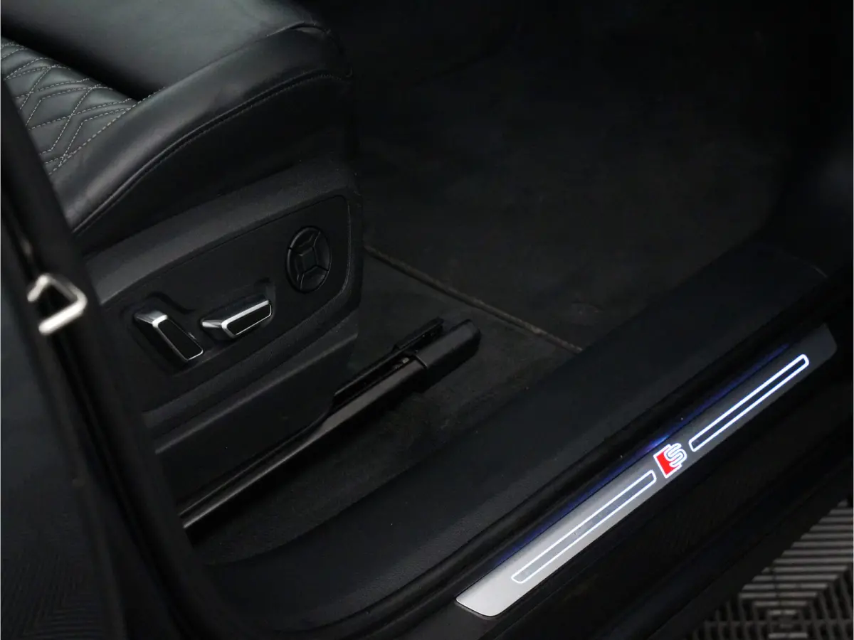 55 quattro 408pk RS edition Black optic SOH 92%, RS Design Interieur, Bang Olufsen, Head Up, 360 Camera