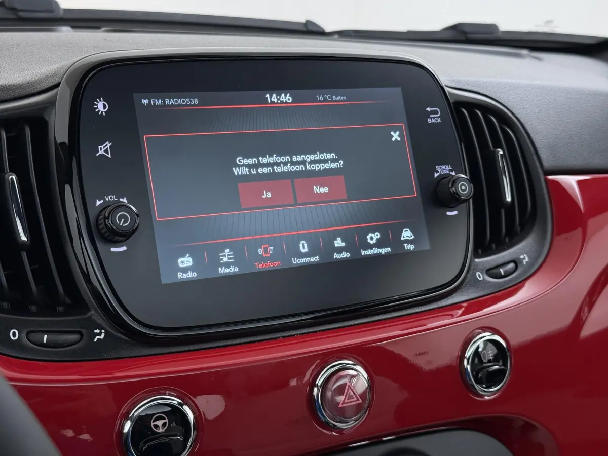 1.0 Hybrid Dolcevita | 1ste eigenaar | 2tone LEER/Stof | Glazen dak | Airco | AppleCarPlay/Android