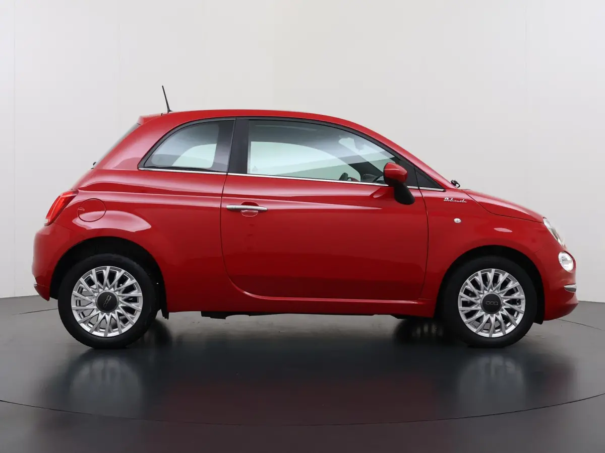 1.0 Hybrid Dolcevita | 1ste eigenaar | 2tone LEER/Stof | Glazen dak | Airco | AppleCarPlay/Android