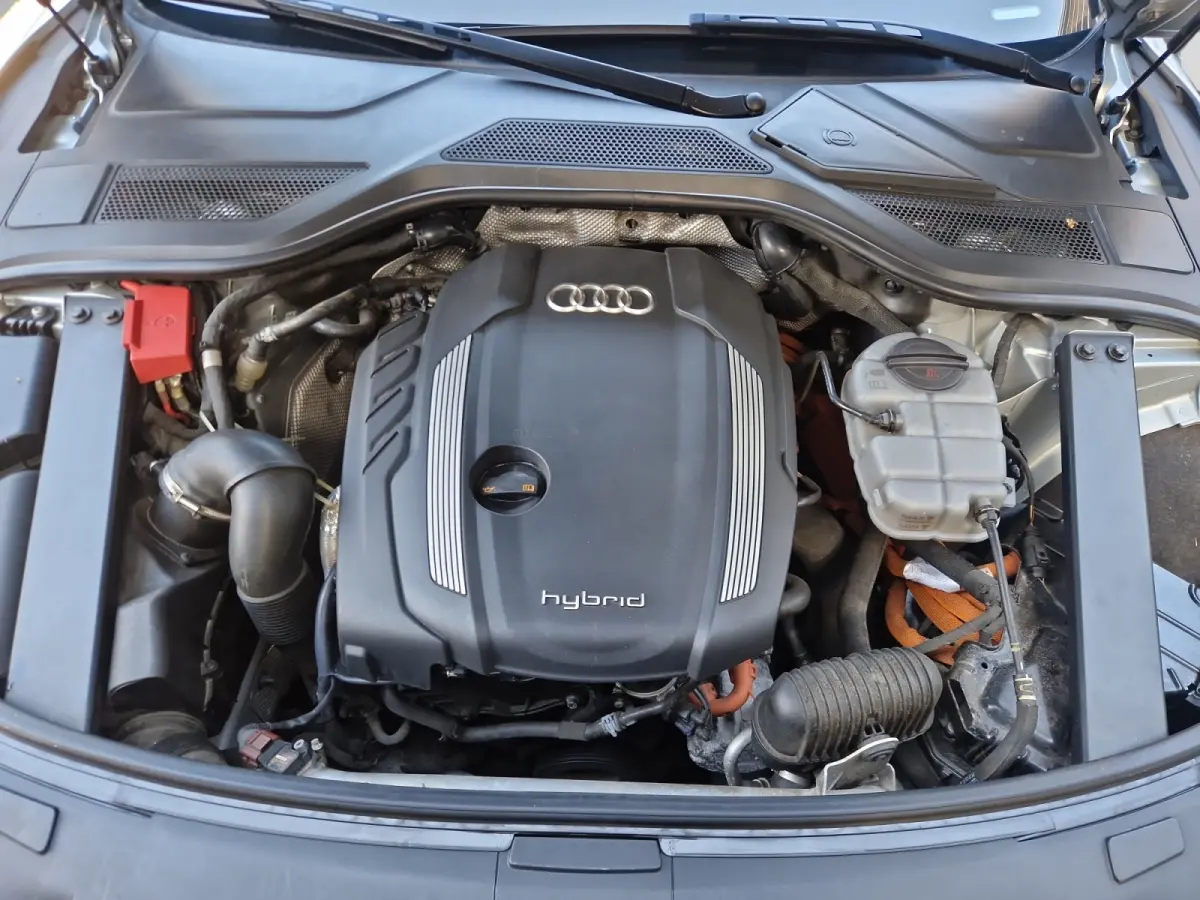 2.0 TFSI Hybrid Leder, Camera, Stoelverwarming, Cruise control