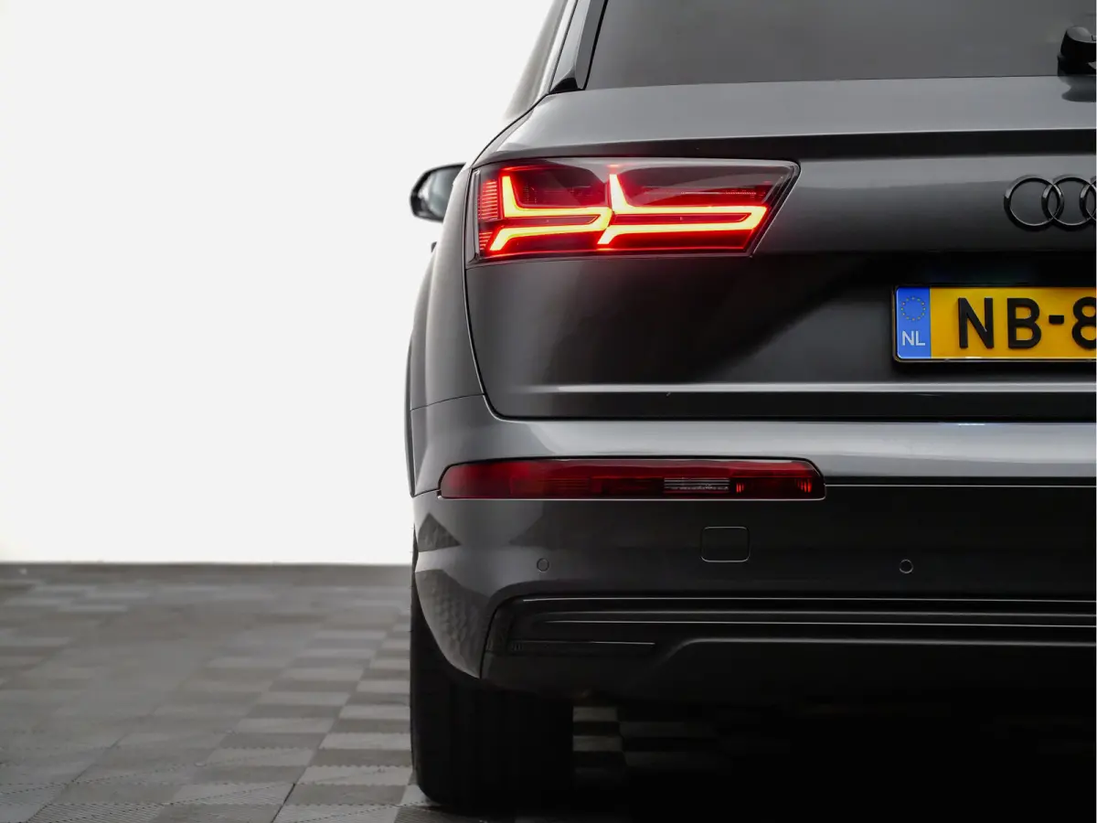 3.0 TDI e-tron 375pk quattro Sport Black Optic Panoramadak, Bose audio, Matrix, Sfeerverlichting, 360 Graden camera