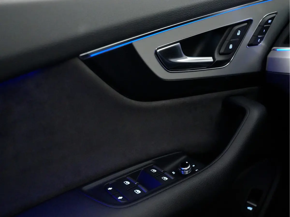 3.0 TDI e-tron 375pk quattro Sport Black Optic Panoramadak, Bose audio, Matrix, Sfeerverlichting, 360 Graden camera