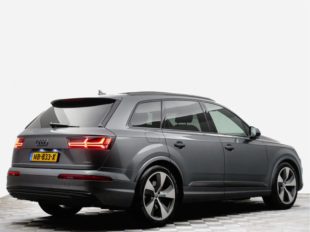 3.0 TDI e-tron 375pk quattro Sport Black Optic Panoramadak, Bose audio, Matrix, Sfeerverlichting, 360 Graden camera