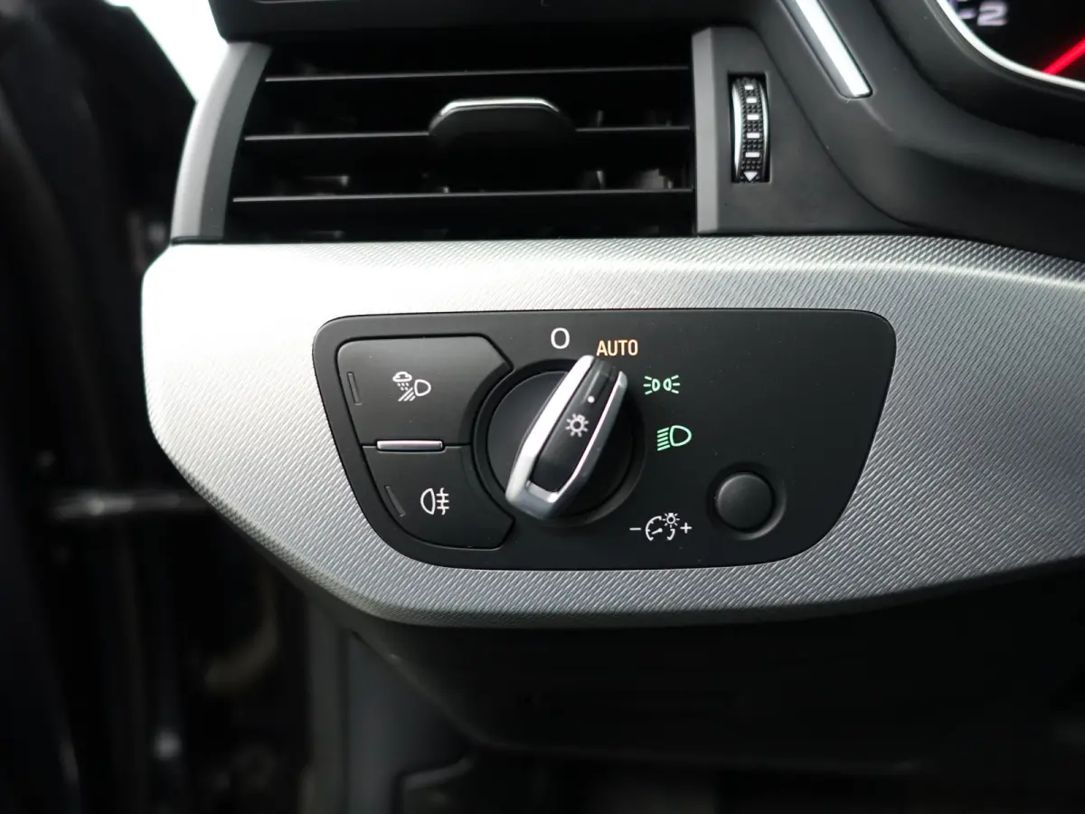 1.4 TFSI S Line Black Optic Aut- Bang Olufsen, Xenon Led, Dynamic Select, Park Assist, Keyless, Elek Trekhaak