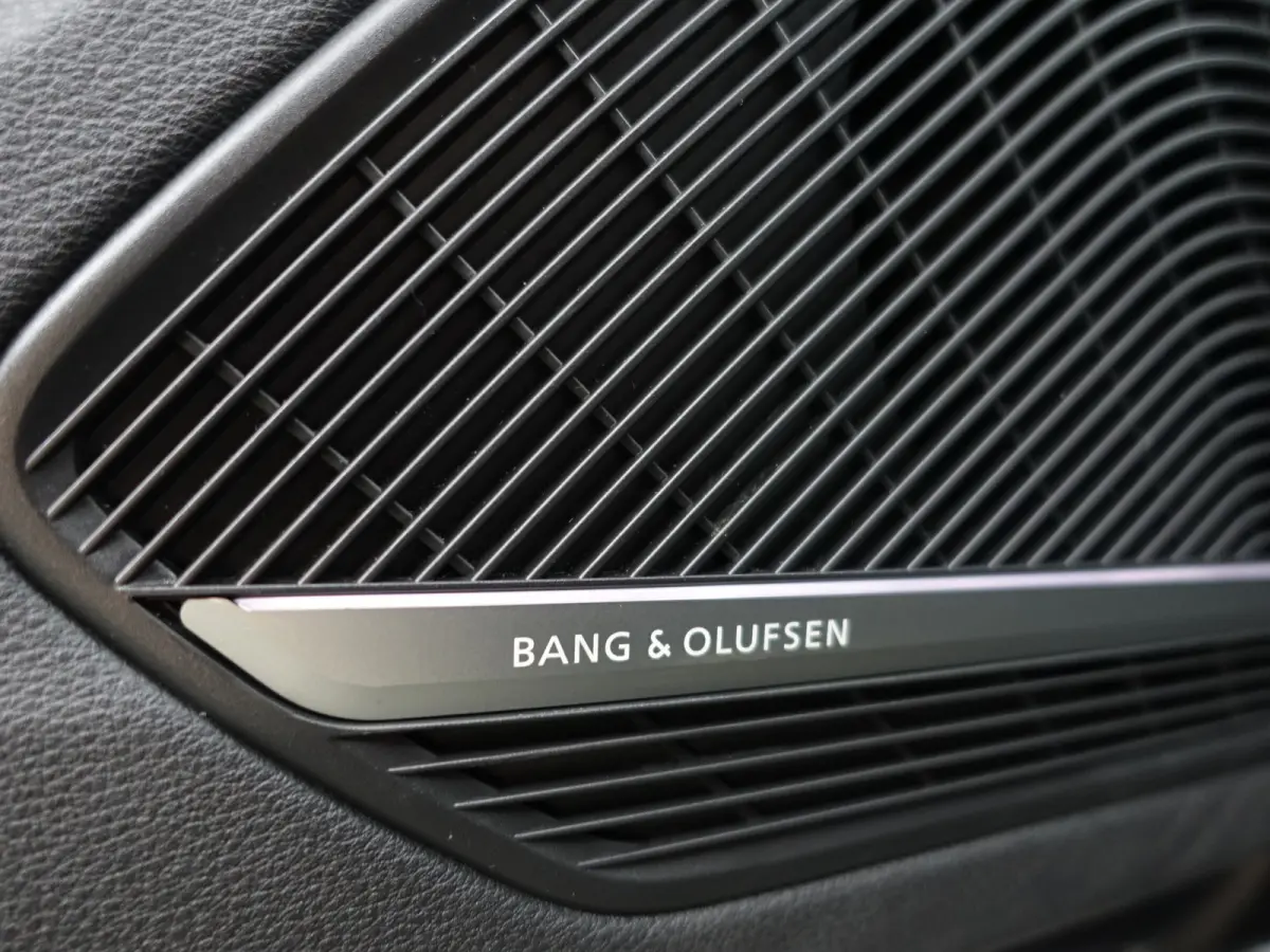1.4 TFSI S Line Black Optic Aut- Bang Olufsen, Xenon Led, Dynamic Select, Park Assist, Keyless, Elek Trekhaak