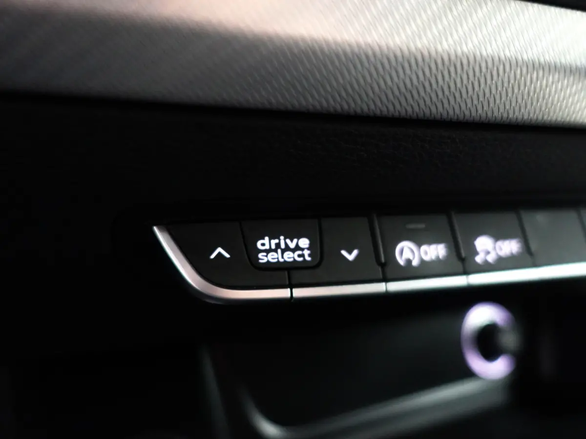 1.4 TFSI S Line Black Optic Aut- Bang Olufsen, Xenon Led, Dynamic Select, Park Assist, Keyless, Elek Trekhaak