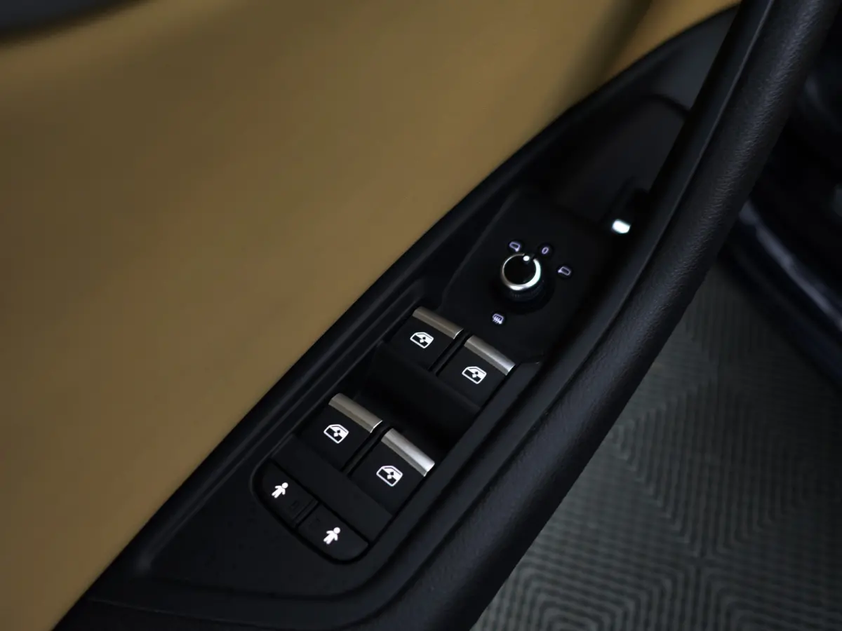 1.4 TFSI Pro Line Aut- Dealer Onderhouden, Eerste Eigenaar, Sport Leder, Xenon Led, Park Assist