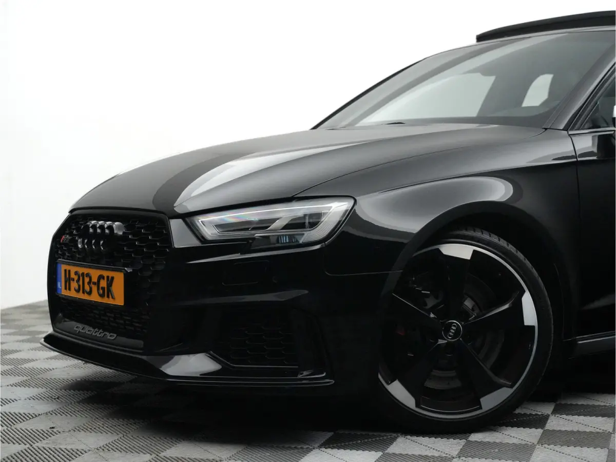 2.5 TFSI 550pk quattro Panoramadak, Carbon intake, Schaalstoelen, Dealer-onderhouden