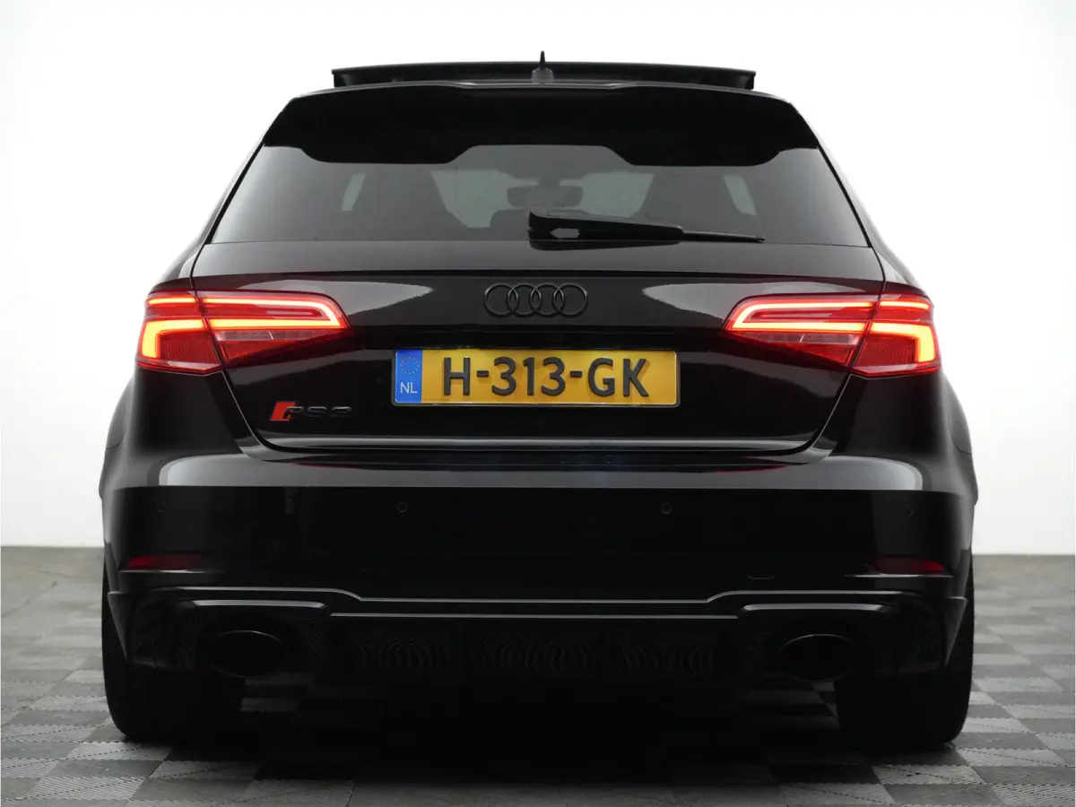 2.5 TFSI 550pk quattro Panoramadak, Carbon intake, Schaalstoelen, Dealer-onderhouden