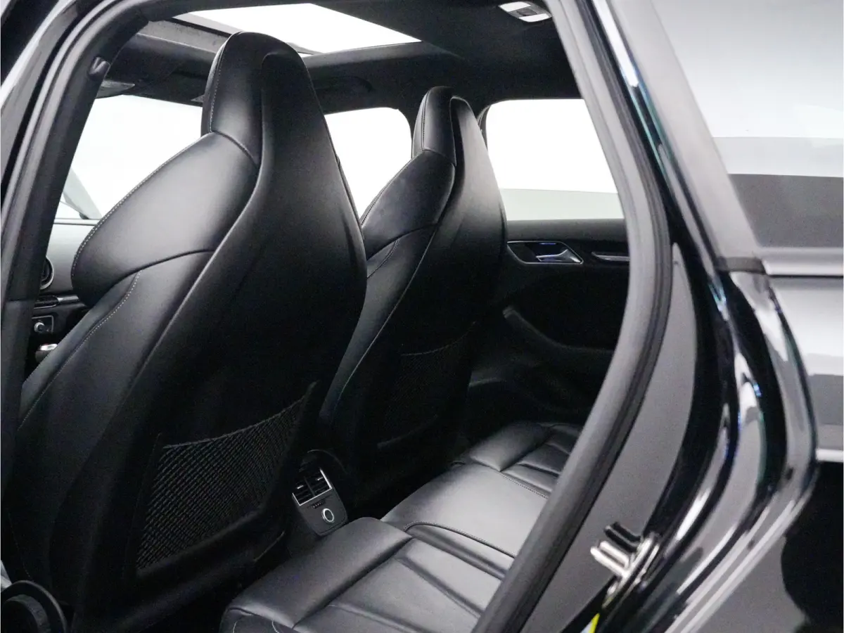 2.5 TFSI 550pk quattro Panoramadak, Carbon intake, Schaalstoelen, Dealer-onderhouden