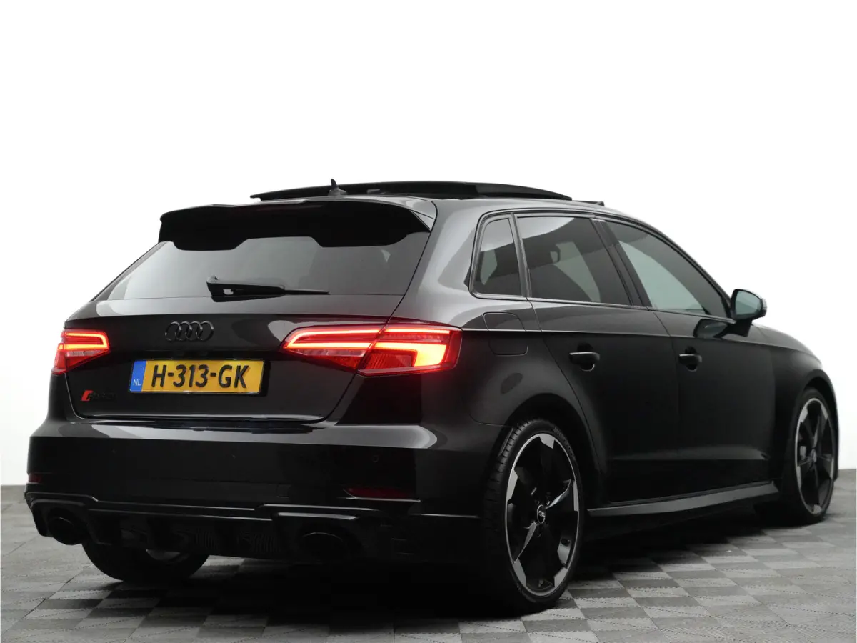 2.5 TFSI 550pk quattro Panoramadak, Carbon intake, Schaalstoelen, Dealer-onderhouden