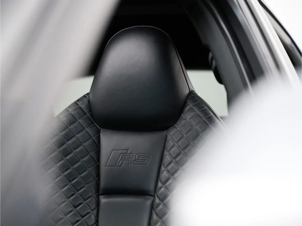2.5 TFSI 550pk quattro Panoramadak, Carbon intake, Schaalstoelen, Dealer-onderhouden