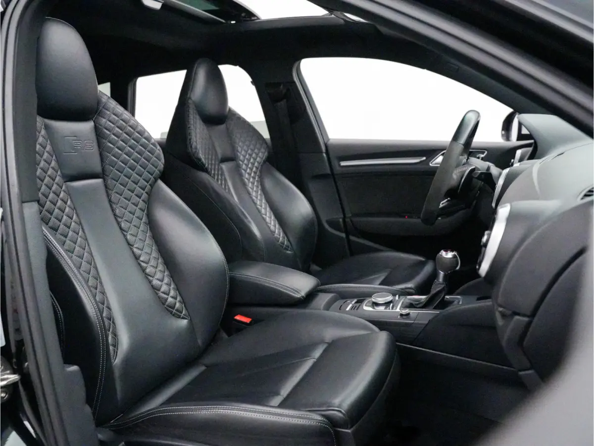 2.5 TFSI 550pk quattro Panoramadak, Carbon intake, Schaalstoelen, Dealer-onderhouden
