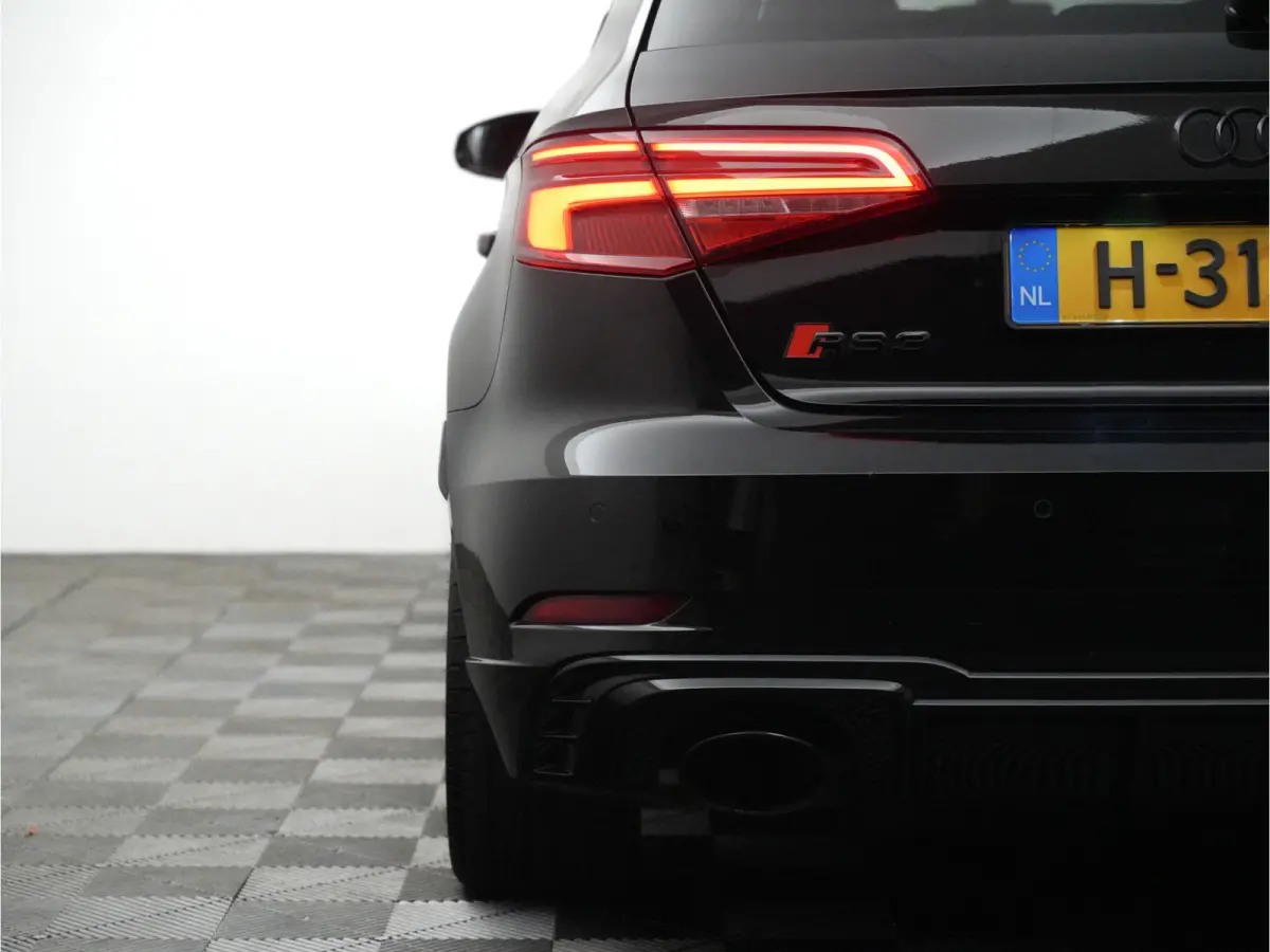2.5 TFSI 550pk quattro Panoramadak, Carbon intake, Schaalstoelen, Dealer-onderhouden