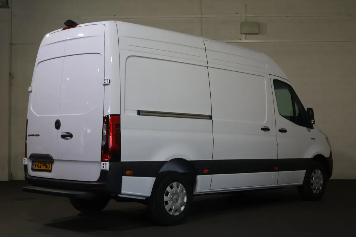 320 81 KWh L2 H2