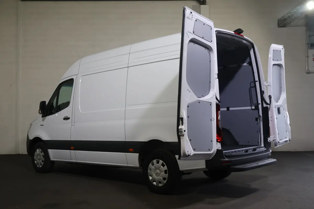 320 81 KWh L2 H2