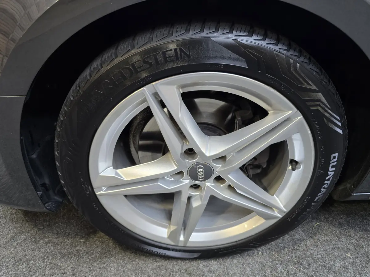 1.4 TFSI Sport S line edition Navi Clima Camera LM
