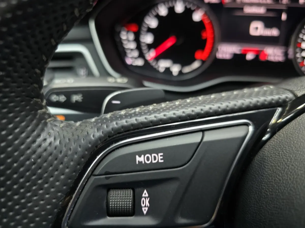1.4 TFSI Sport S line edition Navi Clima Camera LM