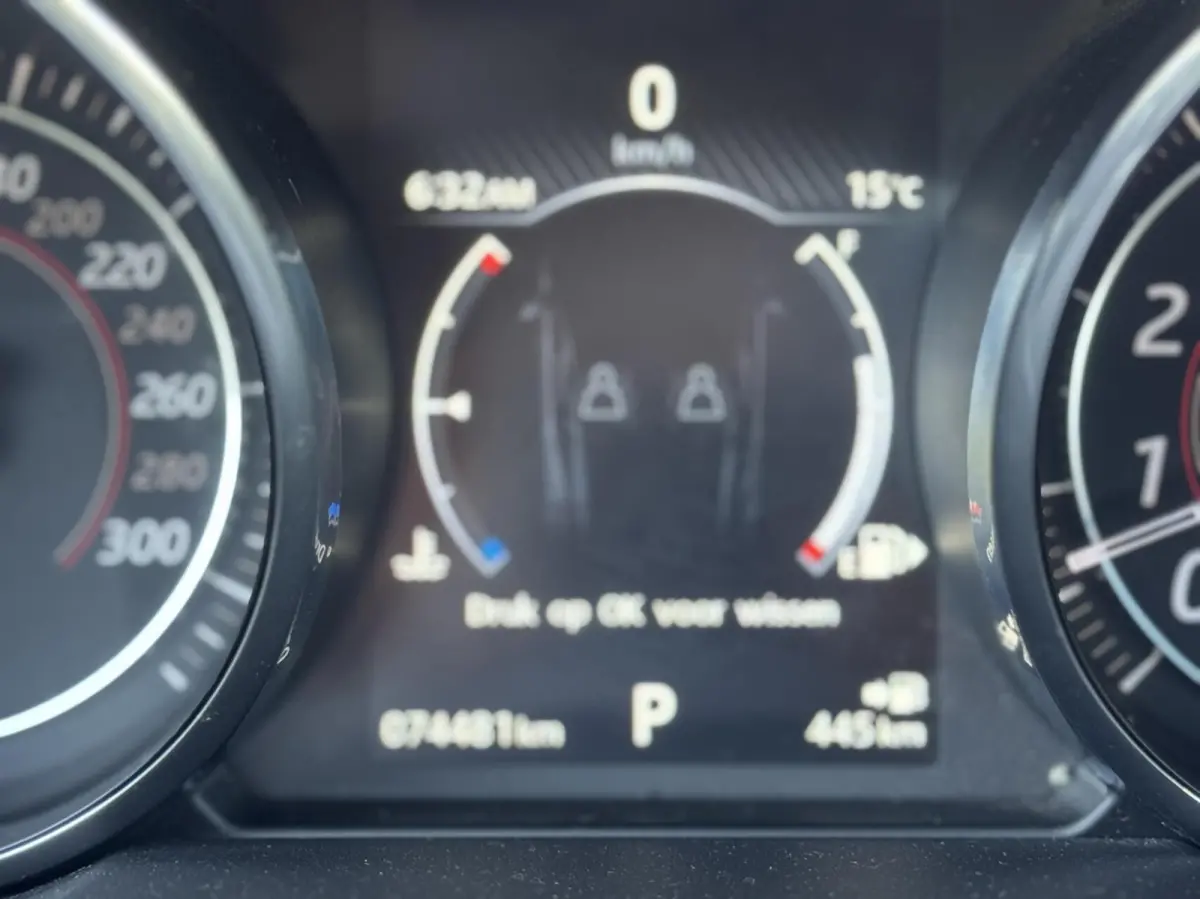3.0 V6 Supercharged 340pk RWD,Panoramadak,Leder,Sportstoelen,Gr.Navi,Lm