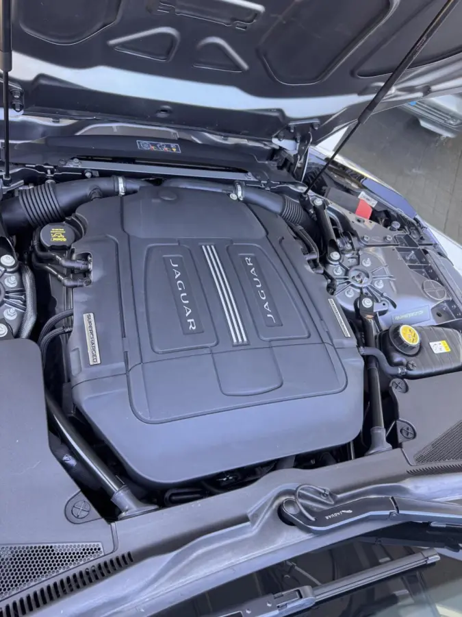 3.0 V6 Supercharged 340pk RWD,Panoramadak,Leder,Sportstoelen,Gr.Navi,Lm