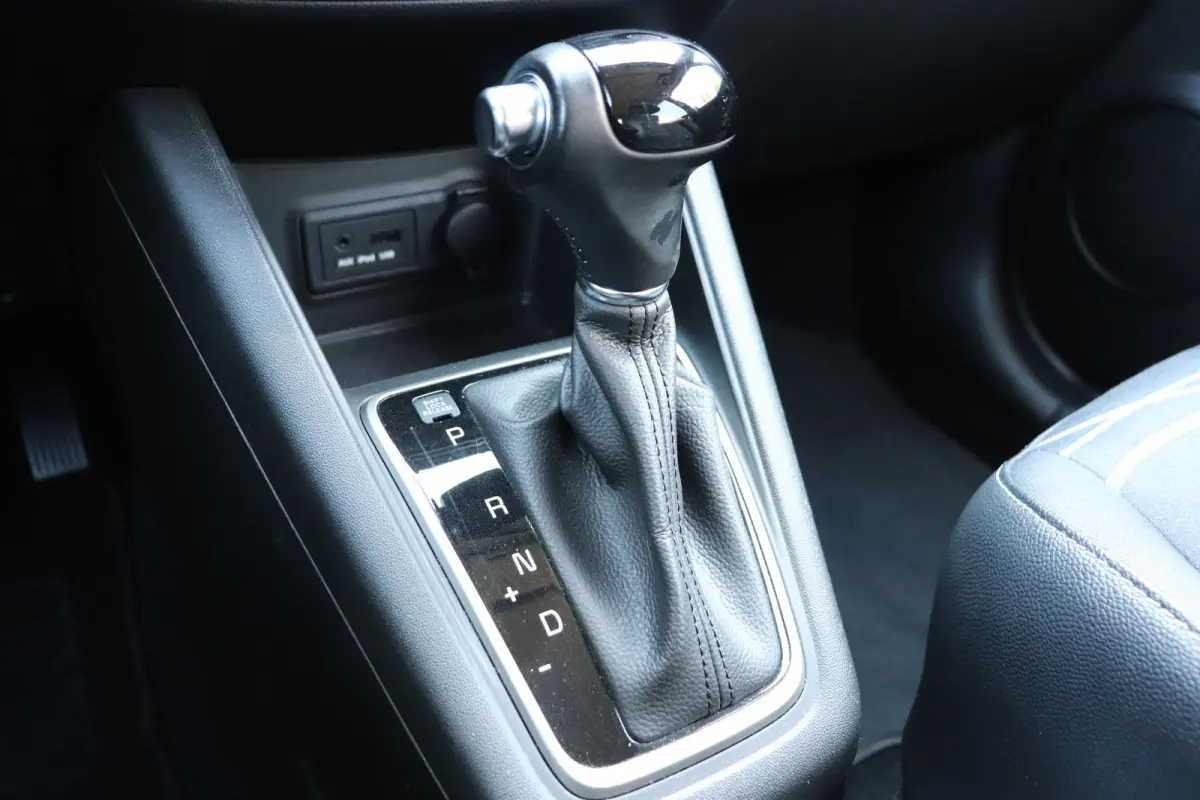 1.6 CVVT ExecutiveLine Automaat. Trekhaak, navigatie.