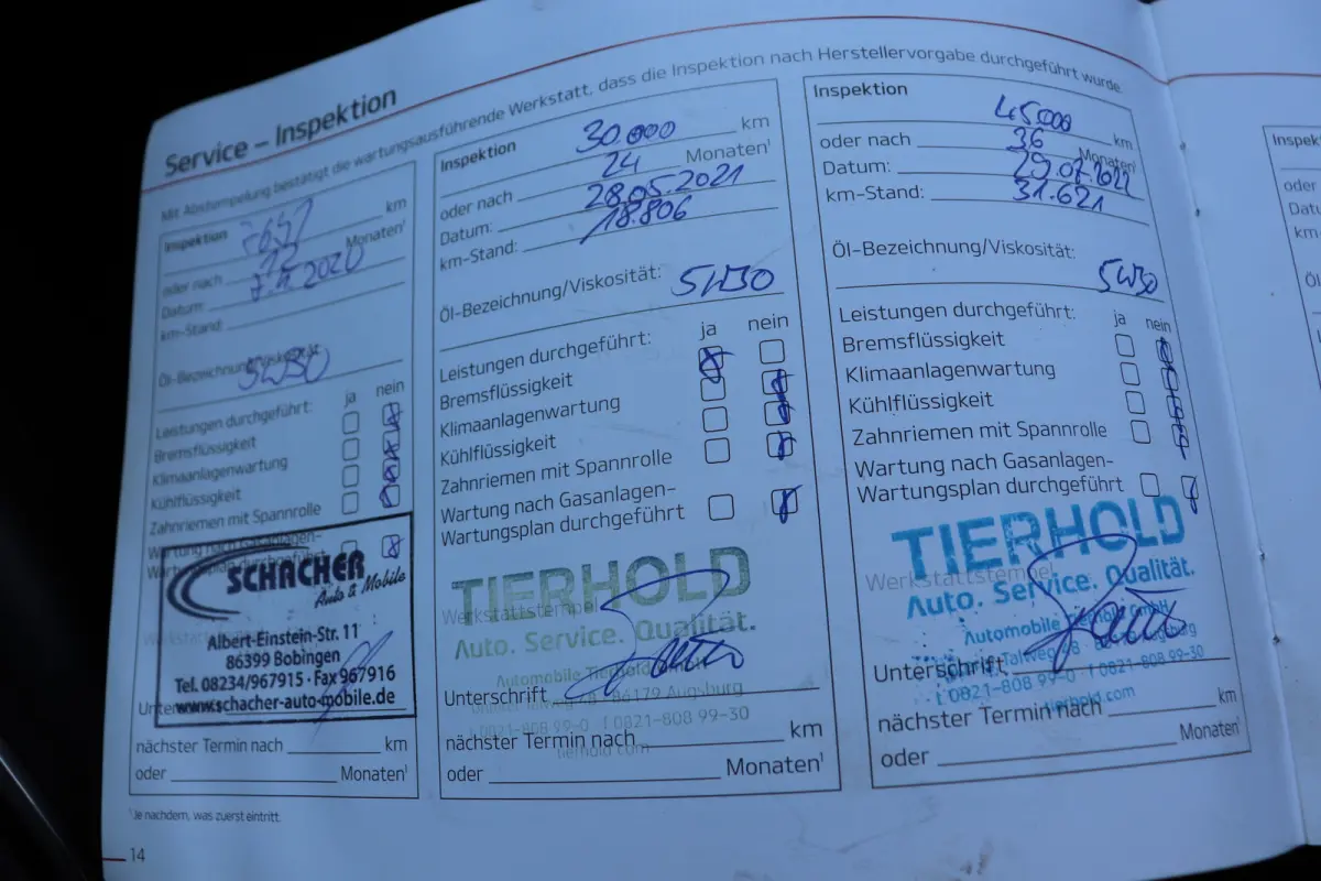 1.6 CVVT ExecutiveLine Automaat. Trekhaak, navigatie.