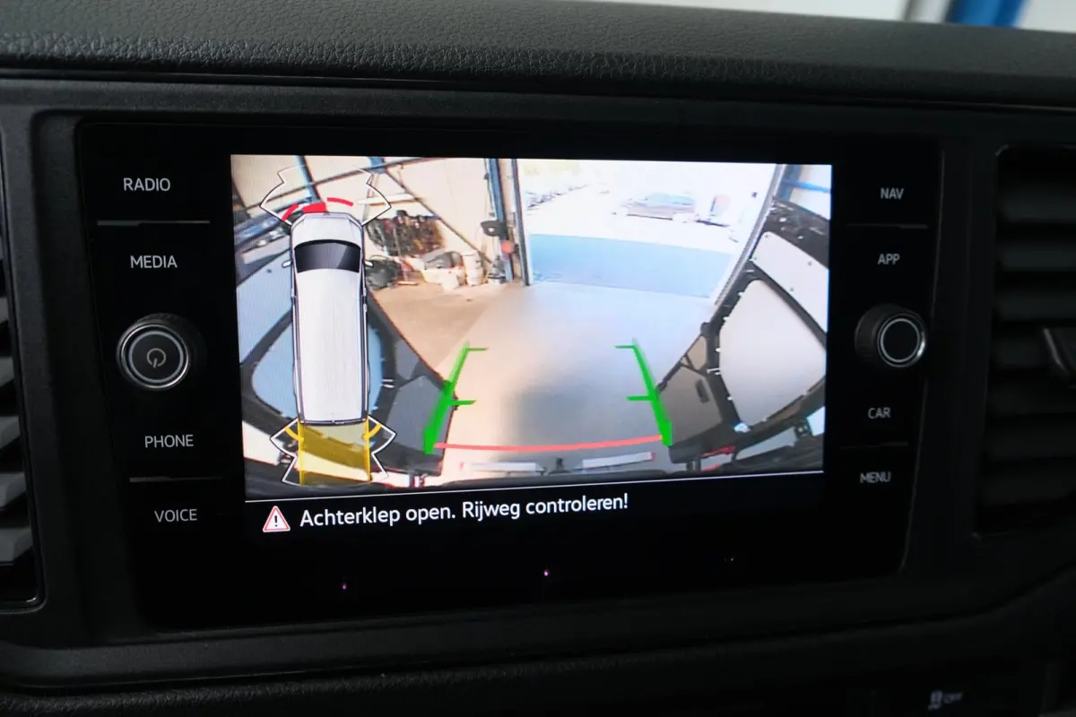 35 2.0 TDI L3H3 Highline Automaat - N.A.P. Airco, Cruise, PDC, Navi, Carplay, Camera, Trekhaak.