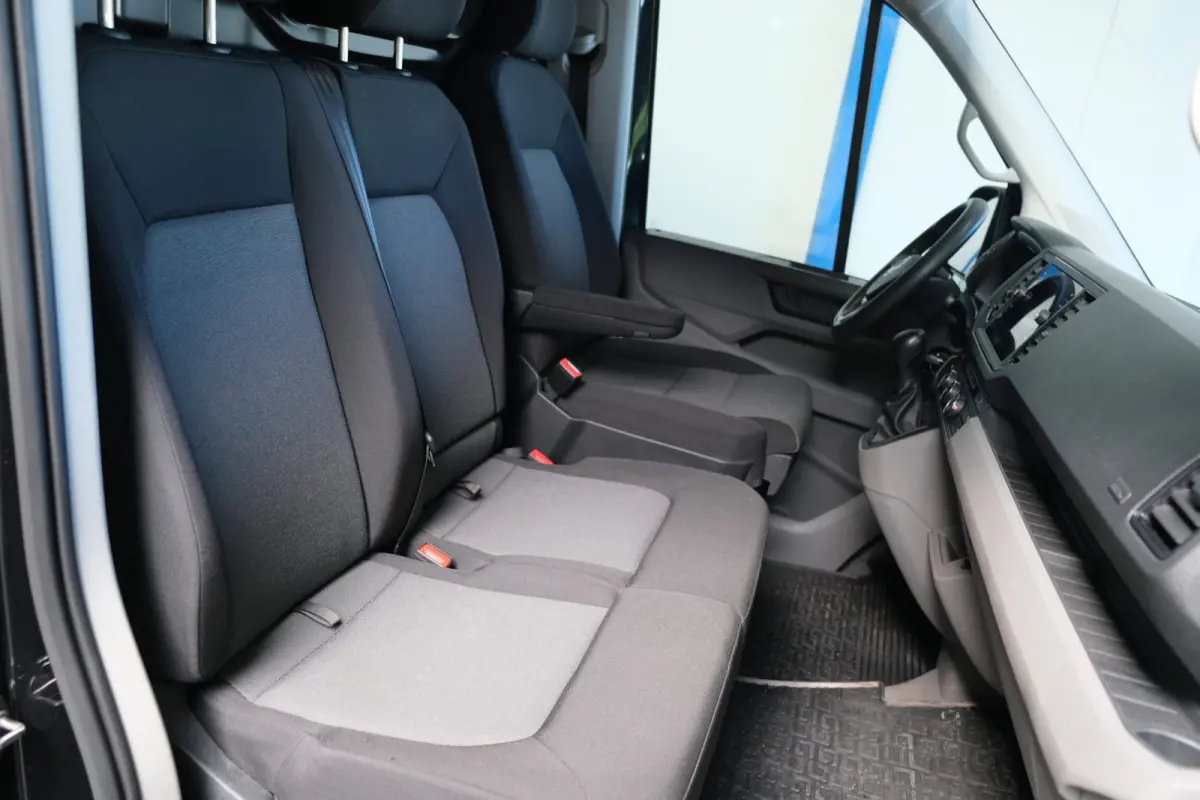 35 2.0 TDI L3H3 Highline Automaat - N.A.P. Airco, Cruise, PDC, Navi, Carplay, Camera, Trekhaak.
