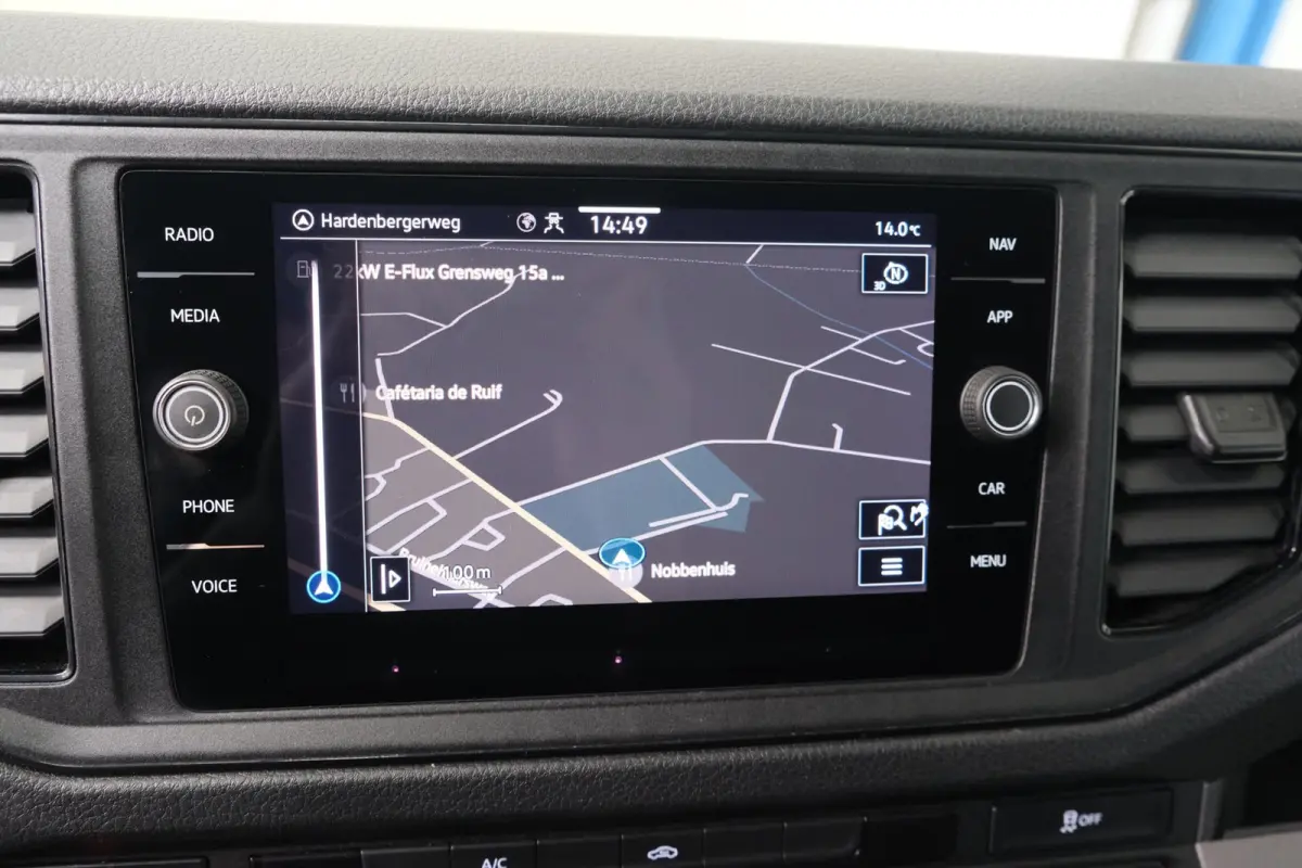 35 2.0 TDI L3H3 Highline Automaat - N.A.P. Airco, Cruise, PDC, Navi, Carplay, Camera, Trekhaak.