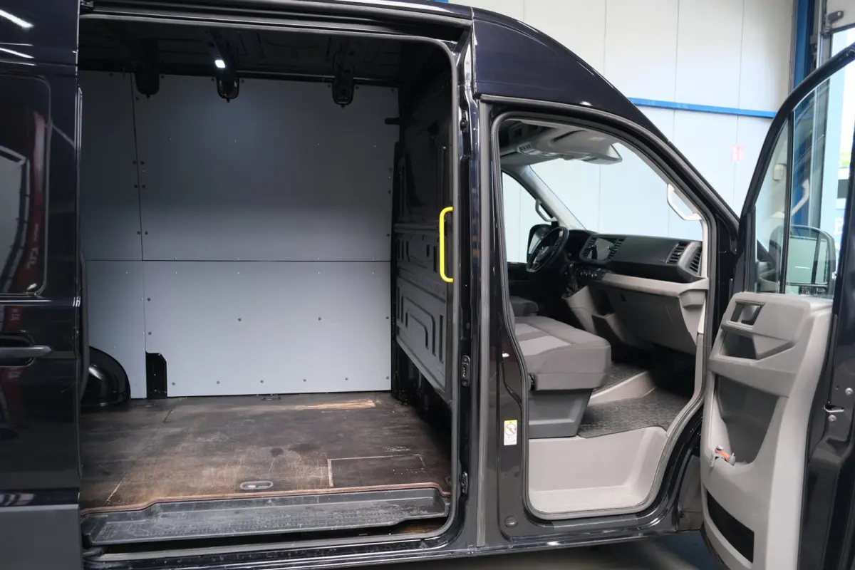 35 2.0 TDI L3H3 Highline Automaat - N.A.P. Airco, Cruise, PDC, Navi, Carplay, Camera, Trekhaak.