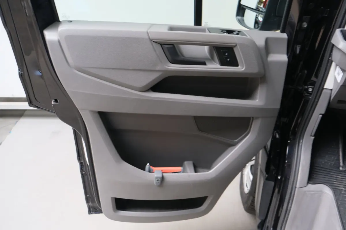 35 2.0 TDI L3H3 Highline Automaat - N.A.P. Airco, Cruise, PDC, Navi, Carplay, Camera, Trekhaak.