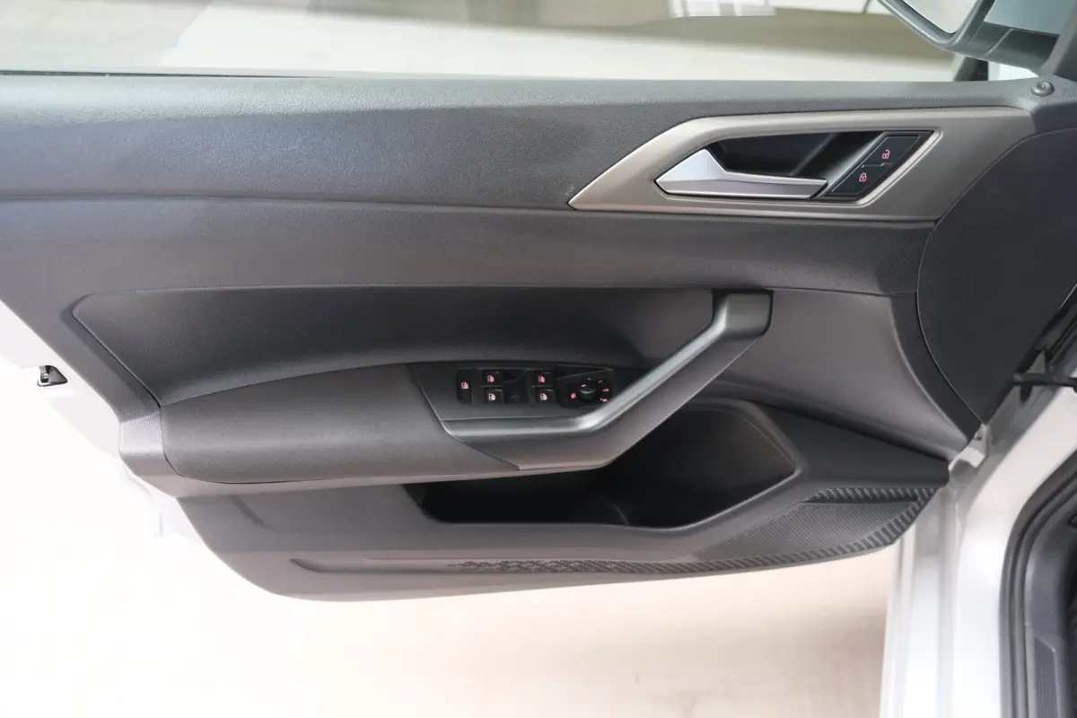 1.0 TSI Comfortline - N.A.P. Airco, Cruise, PDC, Carplay.
