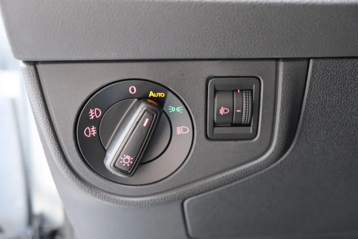 1.0 TSI Comfortline - N.A.P. Airco, Cruise, PDC, Carplay.
