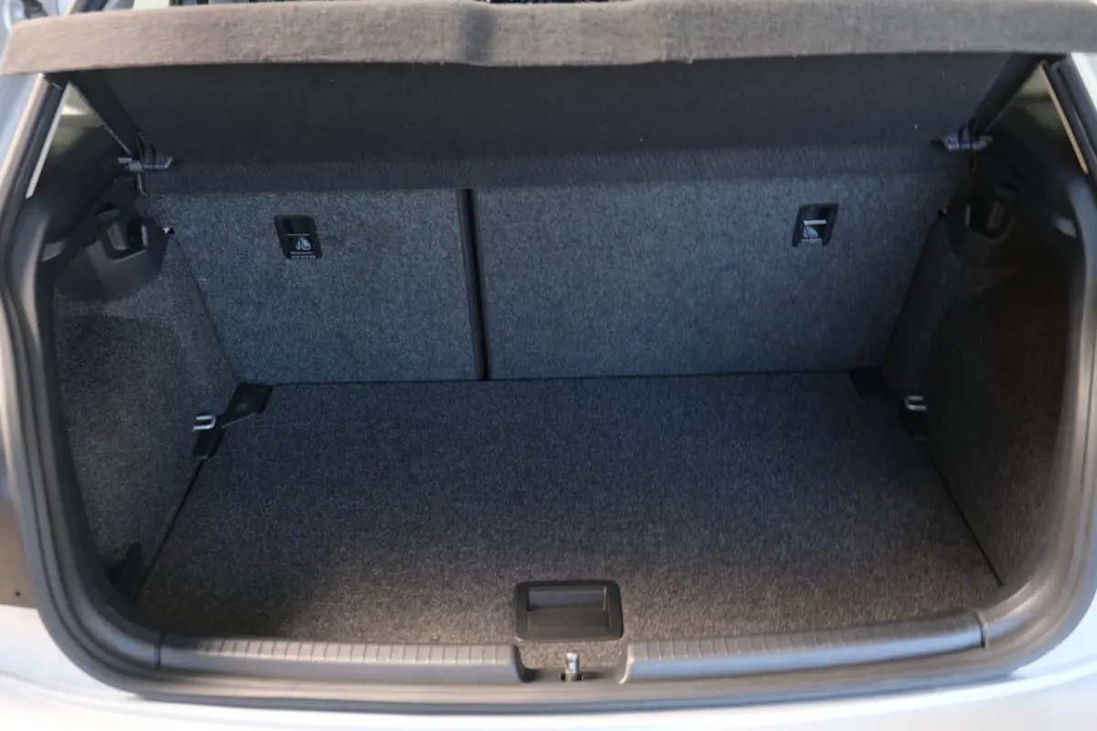 1.0 TSI Comfortline - N.A.P. Airco, Cruise, PDC, Carplay.