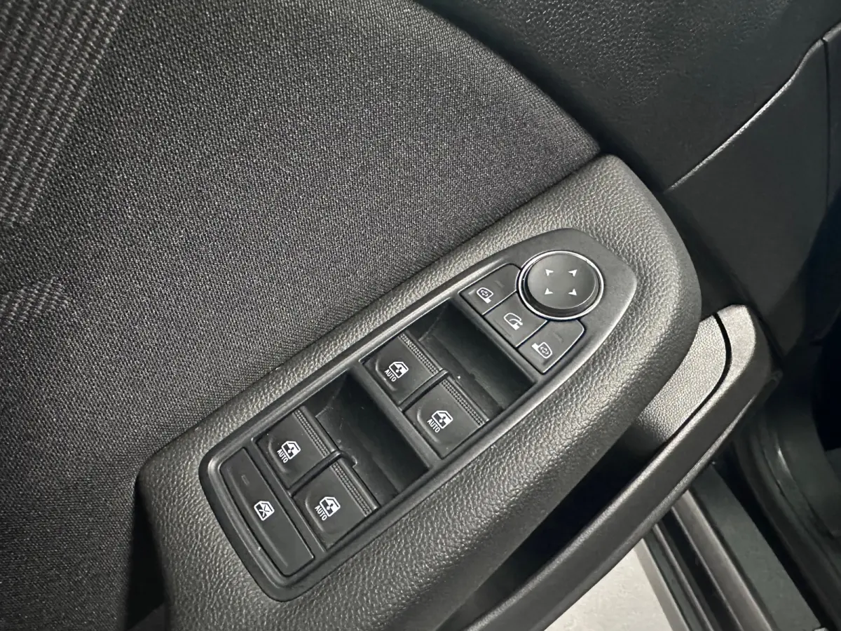 1.6 E-Tech Full Hybrid 145 esprit Alpine CRUISE / LANE ASSIST / AUTO / NAVI