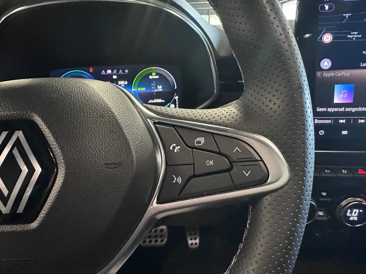 1.6 E-Tech Full Hybrid 145 esprit Alpine CRUISE / LANE ASSIST / AUTO / NAVI