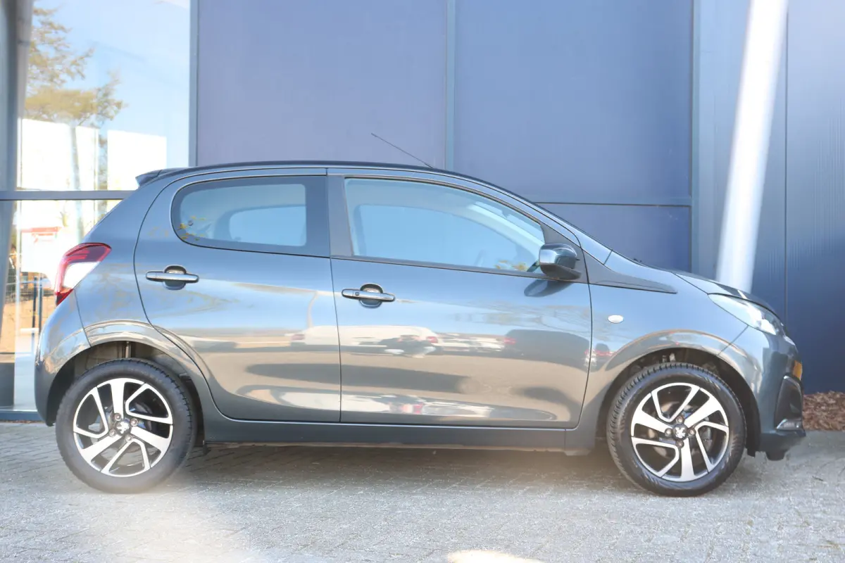 1.0 e-VTi Allure | Automaat | Navi | Camera | Keyless | Airco | DAB |