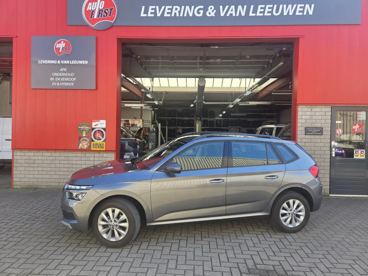 1.5 TSI Automaat/ Wegklapbare trekhaak/ Android auto- Apple carplay/ Parkeersesnoren achter/ Rijklaarprijs!
