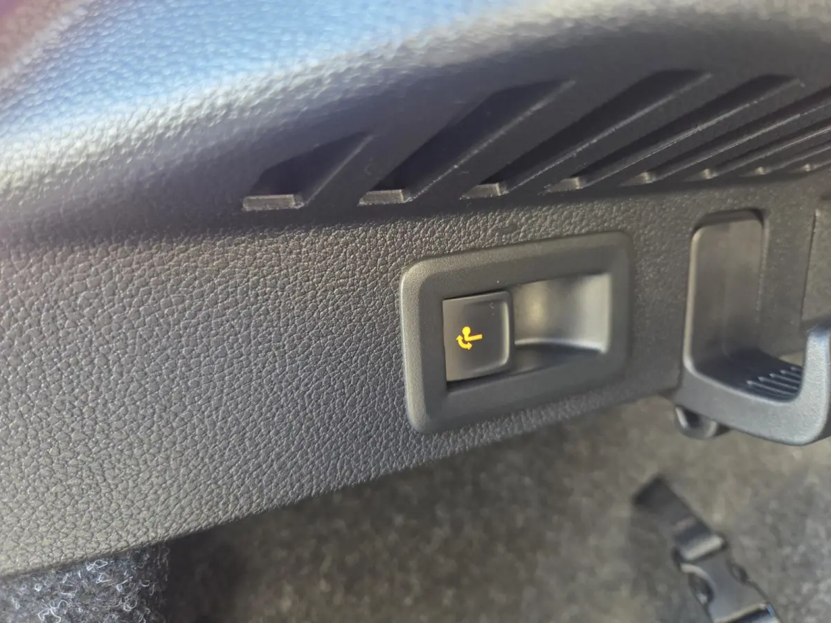 1.5 TSI Automaat/ Wegklapbare trekhaak/ Android auto- Apple carplay/ Parkeersesnoren achter/ Rijklaarprijs!