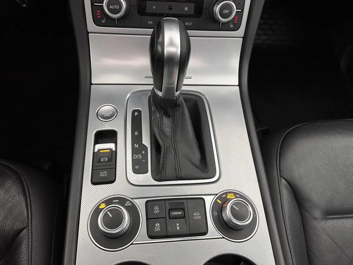 3.0 TDI Highline Aut. *PANO | LEATHER | BI-XENON | TOPVIEW | BLINDSPOT | DYNAUDIO | AIR-SUSPENSION | NAVI-FULLMAP | PRIVACY-GLASS | SHIFTPADDLES | ADAPTIVE-CRUISE | ECC | TOWBAR | PDC | 20''