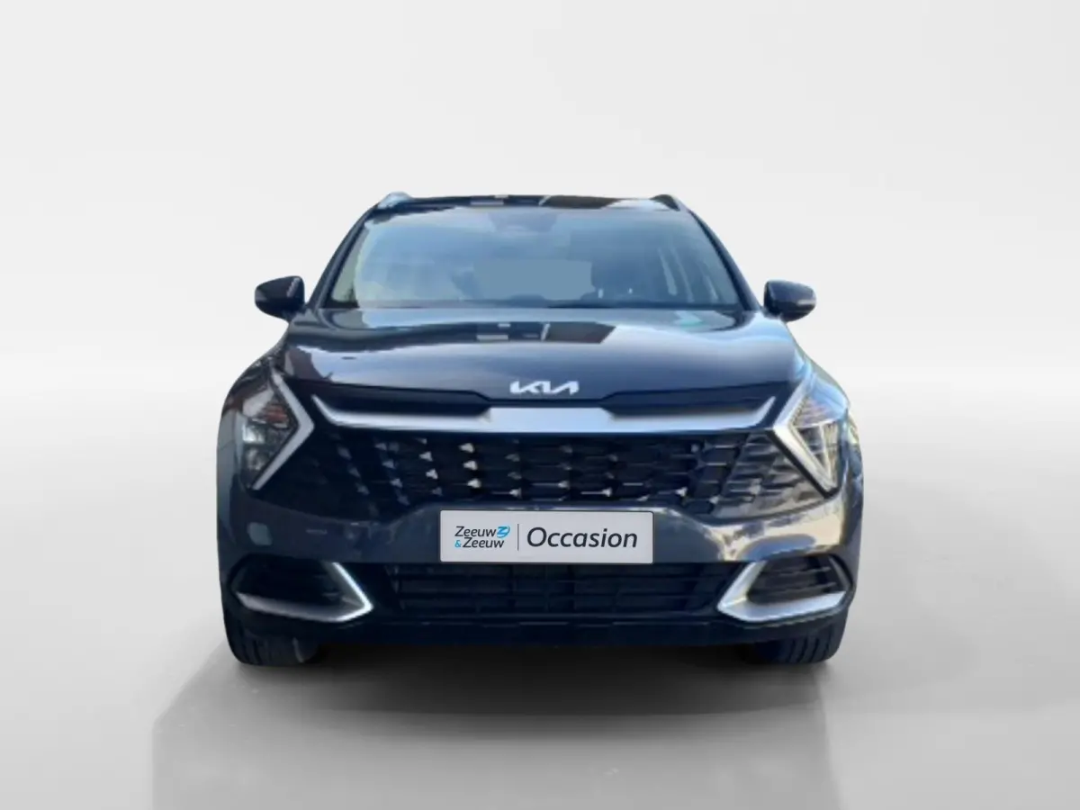 1.6T MHEV DynamicLine Edition | Stoel en stuurverwarming | Navigatie | Camera | Apple Carplay / Android Auto | Climate control |