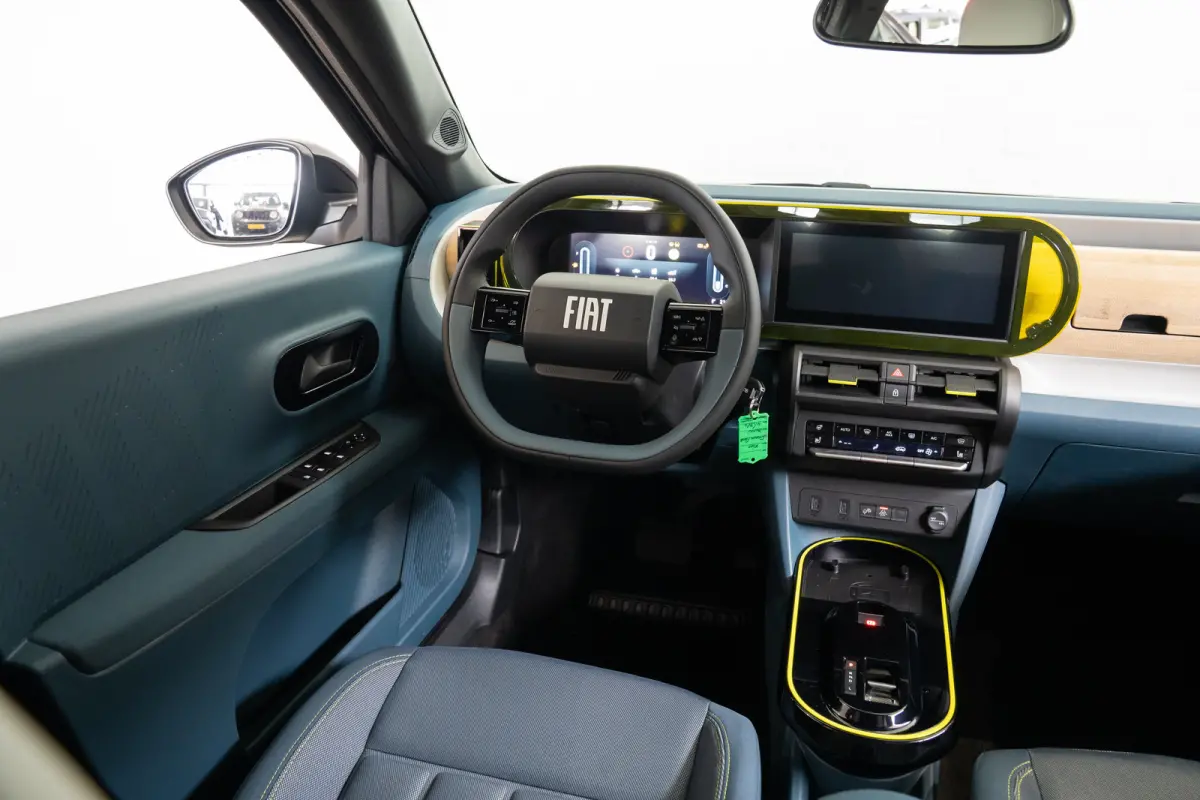 1.2 Hybrid La Prima | 8 Jaar Garantie | Winter Pakket | Camera | Navigatie | Parkeersensoren | Navigatie | Apple Carplay & Android Auto |