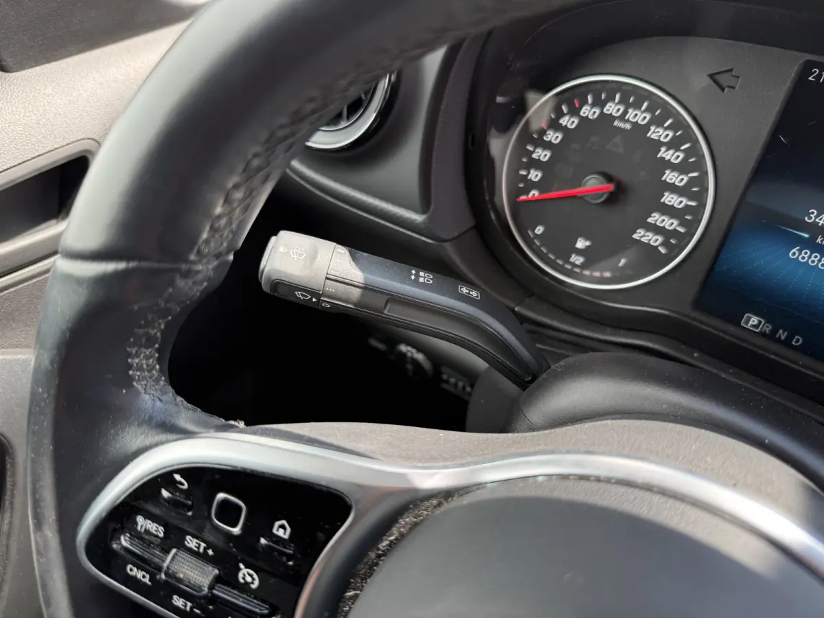110 CDI L1 Pro Automaat L1 Airco Carplay Cruise control Stoelverwarming Parkeersensoren voor achter
