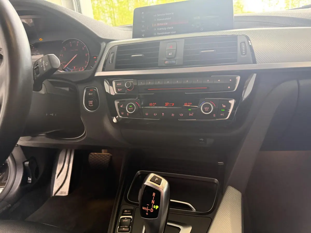 320i M-Sport ACC/Elektr.stoelen/Trekhaak