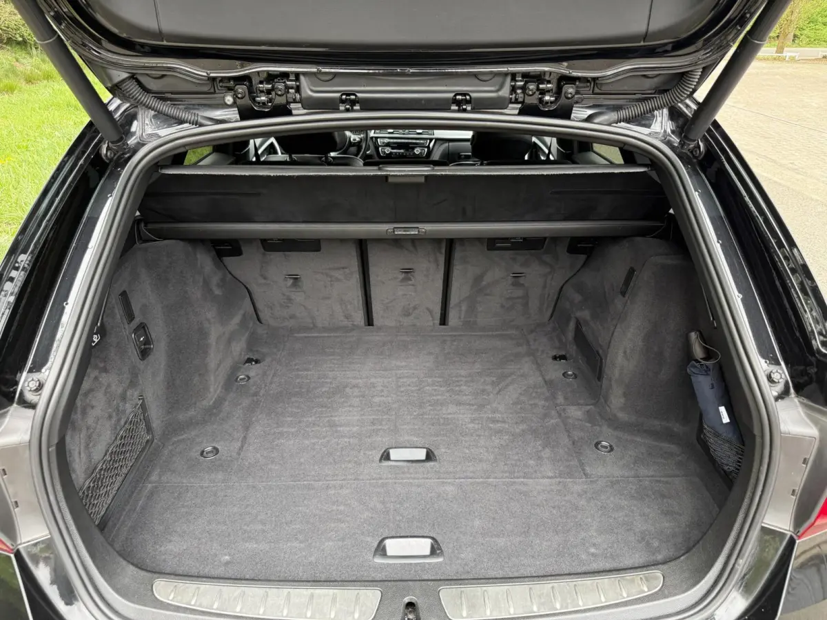 320i M-Sport ACC/Elektr.stoelen/Trekhaak