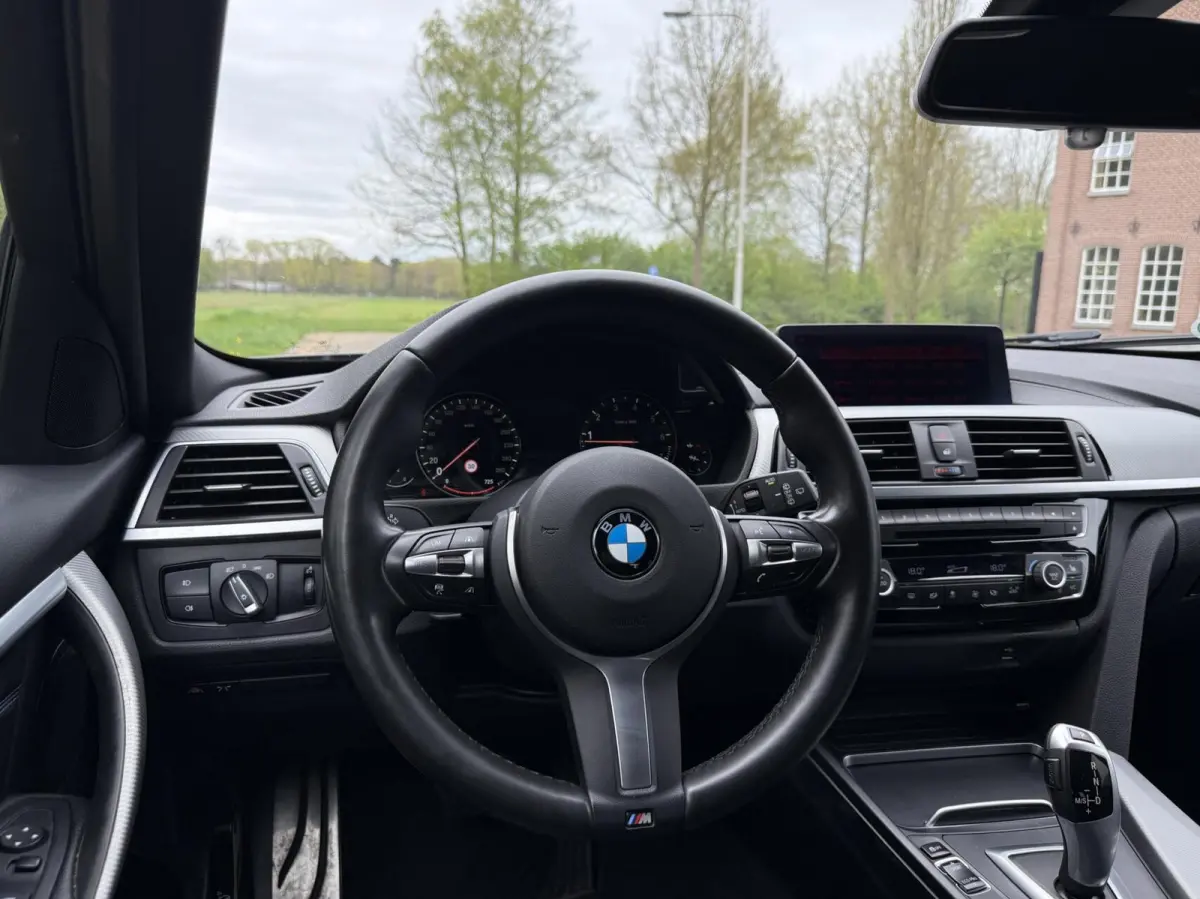 320i M-Sport ACC/Elektr.stoelen/Trekhaak