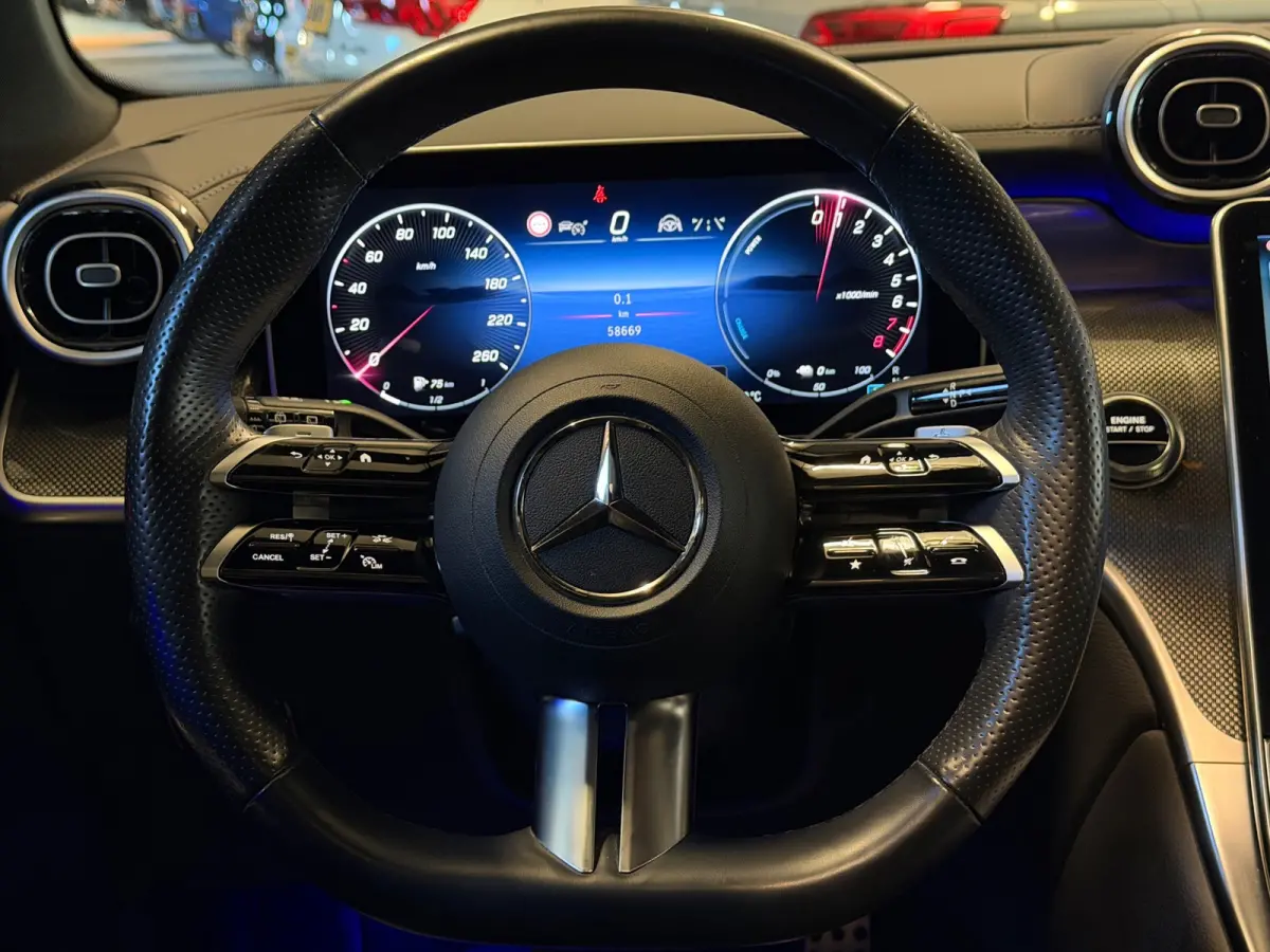 4MATIC AMG Line|PANO|MEMORY|BOMVOL!
