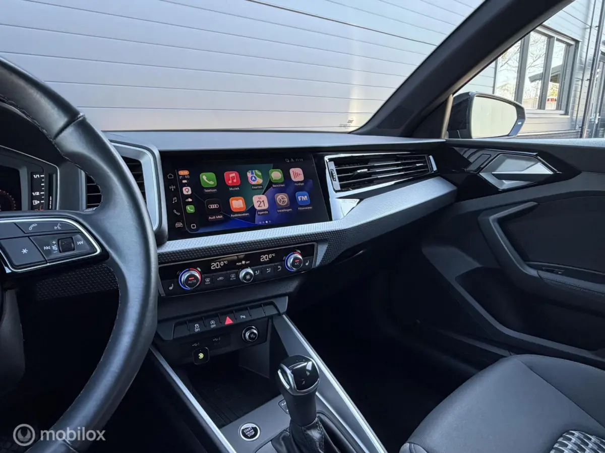 25 TFSI Pro Line 23.000KM! CLIMA*CARPLAY*LED*