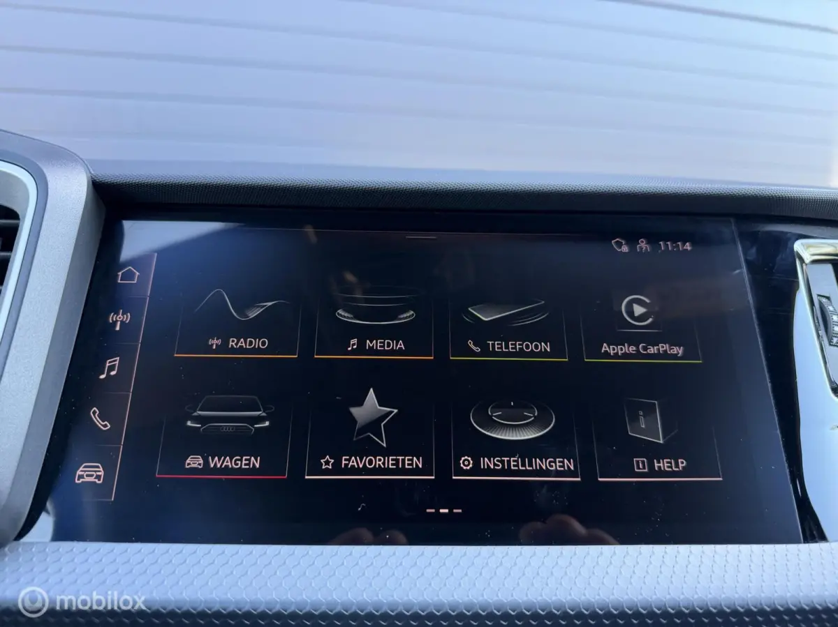 25 TFSI Pro Line 23.000KM! CLIMA*CARPLAY*LED*